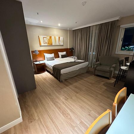 Barra Da Tijuca - 9 - Flat Premium Com Cozinha, Fogao Cooktop, Geladeira Grande, Smart Tv Grande, Lindo E Muitissimo Confortavel, Balsa Para A Praia Gratis E Estacionamento Gratuito Rio de Janeiro Exteriér fotografie