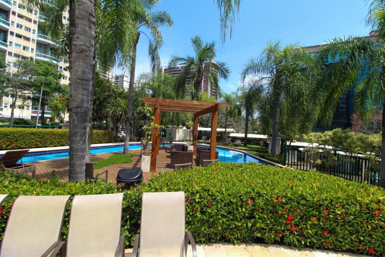 Barra Da Tijuca - 9 - Flat Premium Com Cozinha, Fogao Cooktop, Geladeira Grande, Smart Tv Grande, Lindo E Muitissimo Confortavel, Balsa Para A Praia Gratis E Estacionamento Gratuito Rio de Janeiro Exteriér fotografie