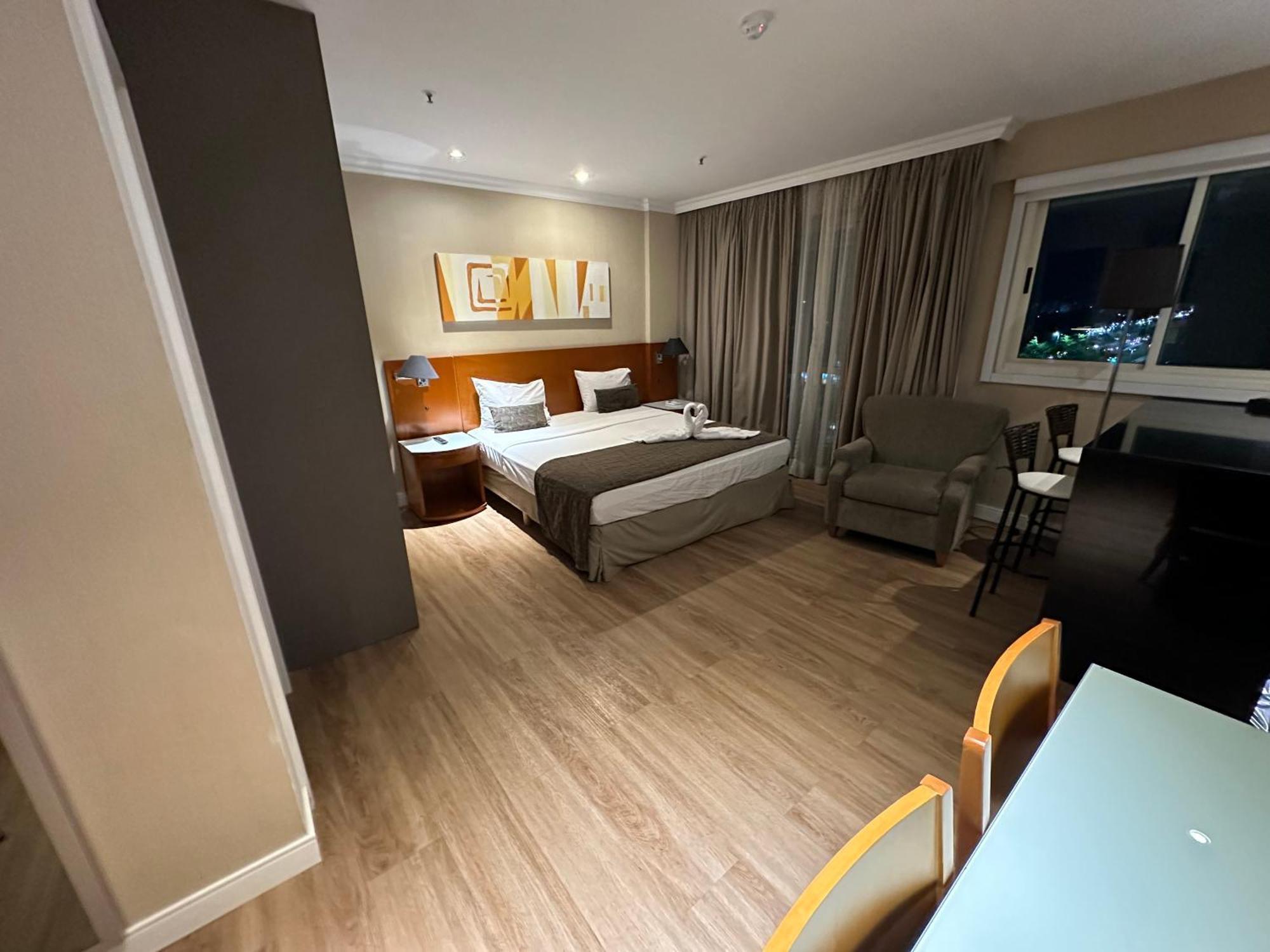 Barra Da Tijuca - 9 - Flat Premium Com Cozinha, Fogao Cooktop, Geladeira Grande, Smart Tv Grande, Lindo E Muitissimo Confortavel, Balsa Para A Praia Gratis E Estacionamento Gratuito Rio de Janeiro Exteriér fotografie