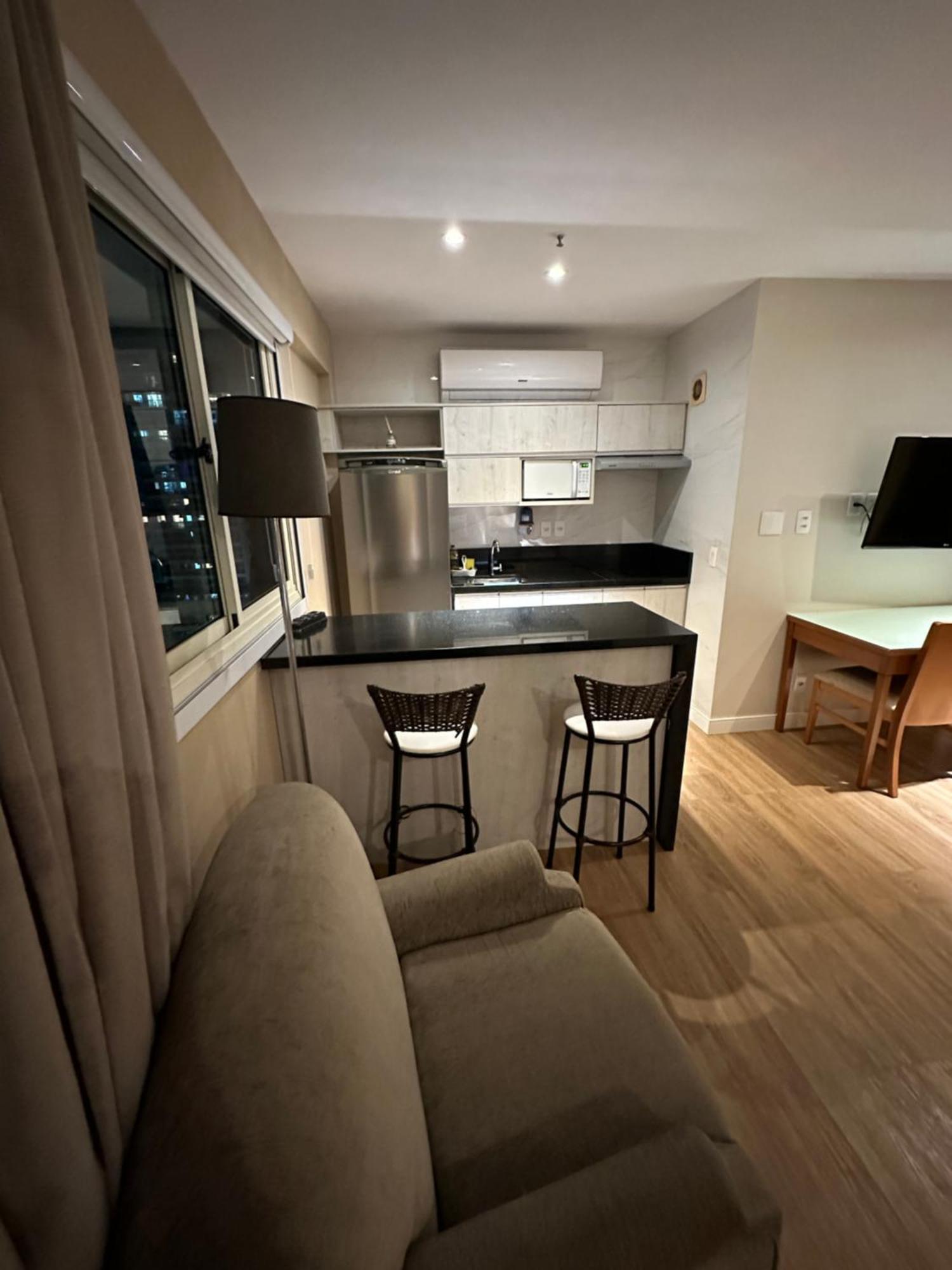 Barra Da Tijuca - 9 - Flat Premium Com Cozinha, Fogao Cooktop, Geladeira Grande, Smart Tv Grande, Lindo E Muitissimo Confortavel, Balsa Para A Praia Gratis E Estacionamento Gratuito Rio de Janeiro Exteriér fotografie