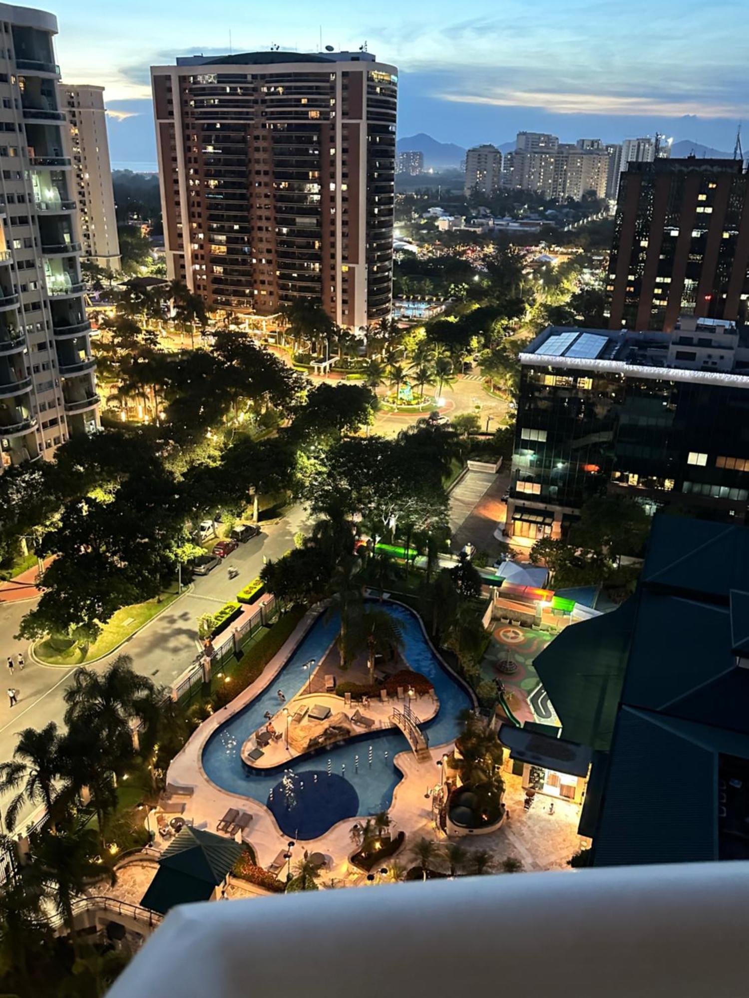Barra Da Tijuca - 9 - Flat Premium Com Cozinha, Fogao Cooktop, Geladeira Grande, Smart Tv Grande, Lindo E Muitissimo Confortavel, Balsa Para A Praia Gratis E Estacionamento Gratuito Rio de Janeiro Exteriér fotografie